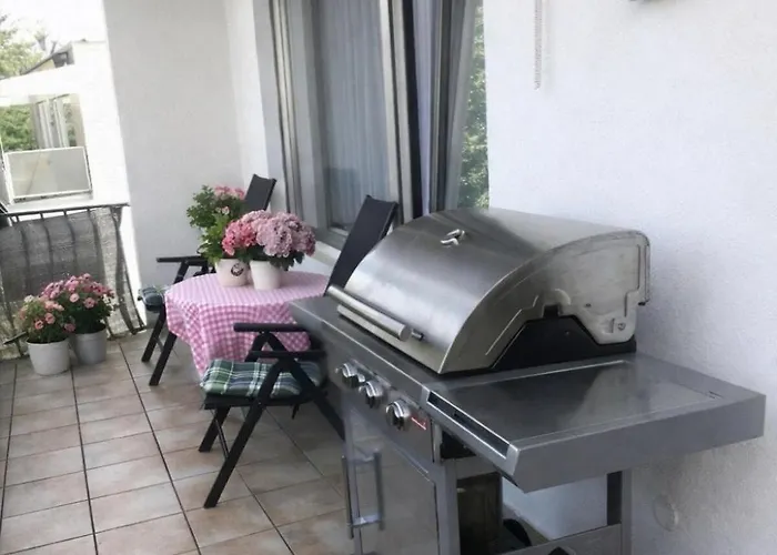 Mit Balkon Am Rhein *